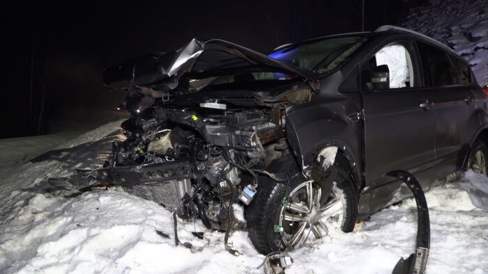 Auch das zweite am Unfall beteiligte Auto endete als Totalschaden.