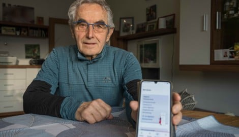 Der 77-jährige Herbert Piber will am modernen Leben teilhaben, dennoch fällt es ihm und seinen ...