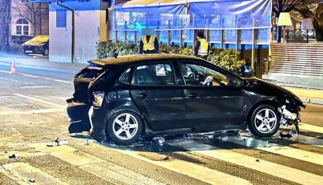 Ein 17-jähriger Salzburger verlor die Kontrolle über sein Auto in der Kurve in der Imbergstraße.