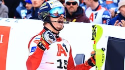 Manuel Feller jubelt in Kitzbühel.