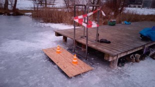 Nach dem Vorfall wurde das Loch gesichert und abgedeckt.