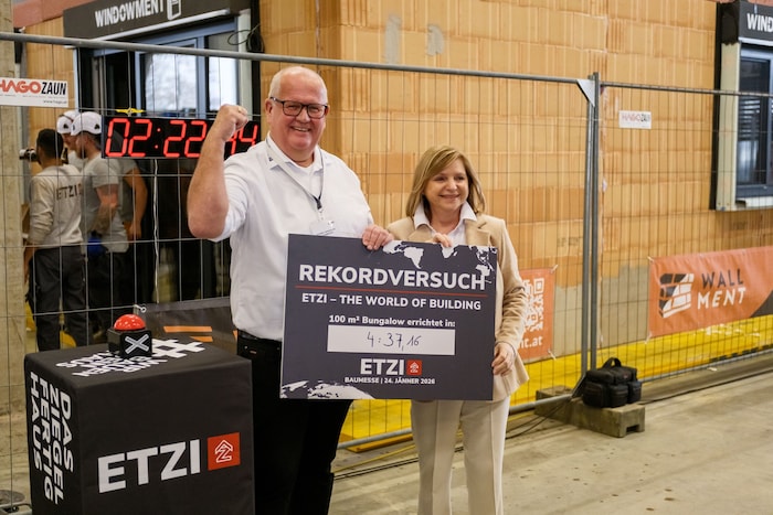 Maximilian und Gerlinde Etzenberger freuen sich über die Top-Leistung ihres Teams beim ...