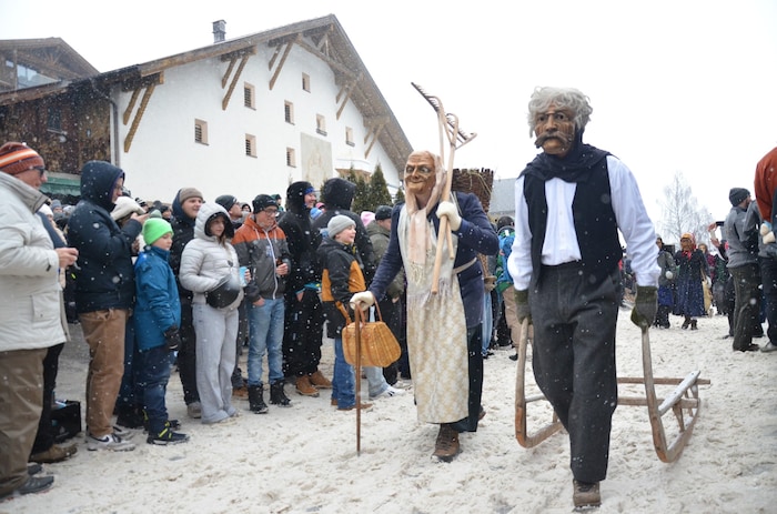Es sind nicht nur die Hauptfiguren, die das Blochziehen ausmachen, sondern auch die anmutigen ...