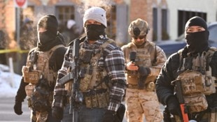 Die fragwürdigen Aktionen samt Tötungen durch die US-Migrationsbehörde ICE sorgten weltweit für ...