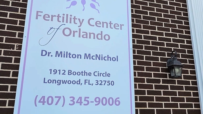 Gegen die Fruchtbarkeitsklinik wurde Klage eingereicht.