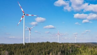18 Windräder wären im Kobernaußerwald zur Genehmigung eingereicht – jetzt kommen vermutlich nur ...