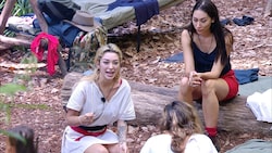 Ariel entwickelt sich im Dschungelcamp immer mehr zur Drama-Queen. An Tag vier zuckte die ...
