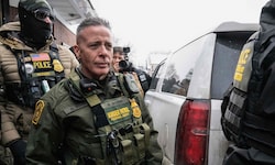 Gregory Bovino ist in den USA mittlerweile eine bekannte Figur und wird gefürchtet. Als ...