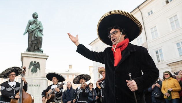 Rolando Villazón bei seiner mittlerweile traditionellen mexikanischen Geburtstags-Serenade für ...