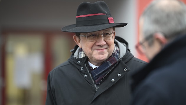 Natürlich kann es nicht die Bundespolitik allein gewesen sein, die für das schlechte Ergebnis ...