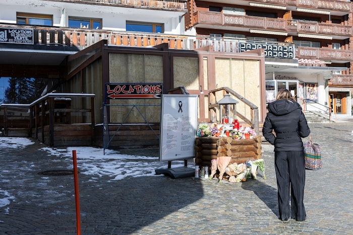 Nach dem Brand in Crans-Montagna laufen weiterhin die Ermittlungen.