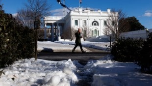 Die Kaltfront zog am Sonntag vom Süden in den Nordosten der USA. Staaten von Texas über North ...