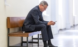 Das Handy des früheren Sektionschefs Christian Pilnacek beschäftigte die Abgeordneten im ...