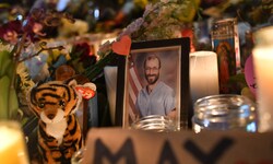 Der 37-jährige Krankenpfleger Alex Pretti war am Samstag in Minneapolis von ICE-Beamten ...