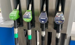 Sinkende Rohölpreise sollen bei den Konsumenten ankommen.