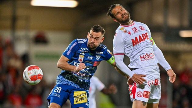 Hartberg und der GAK (Heil gegen Maderner)sind am Rasen sportliche Rivalen und dennoch haben sie ...