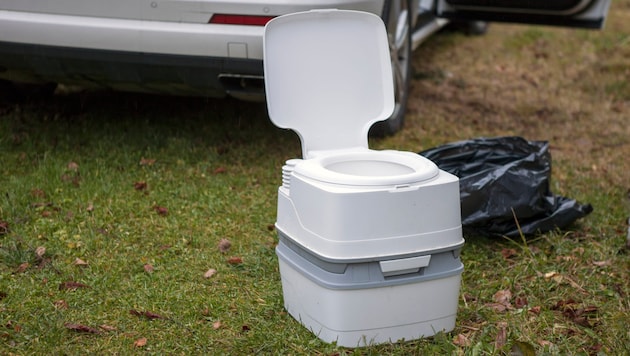 Camper wurden auf einer Reisemesse dazu aufgerufen, Urin zu spenden. (Symbolbild)