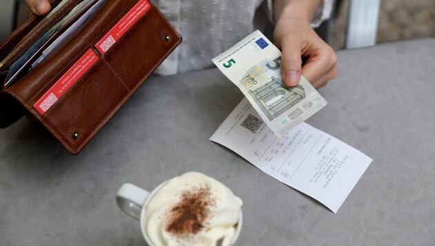 „Steuerbetrug ist kein Kavaliersdelikt“, erinnert der Finanzminister – auch nicht bei einer ...