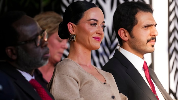 Katy Perry hat auch schon Justin Trudeaus Sohn kennengelernt, wie dieser jetzt verriet.