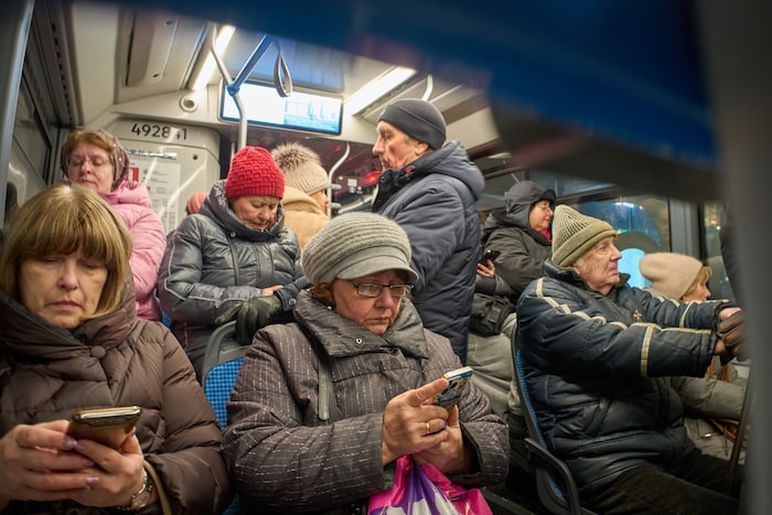 Die vom Kreml gesteuerten Nachrichten würden die Bevölkerung „zombifizieren“, meinen kritische ...