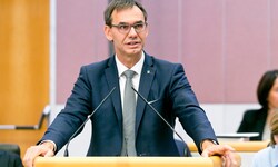 „Es darf nicht zum Daueraufenthalt in der Sozialhilfe kommen“, stellt Vorarlbergs ...