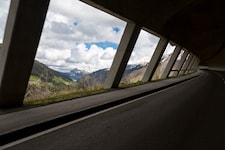 Hier in der Hahnenköpfle-Galerie gilt die 50er-Zone. 