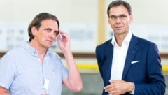 Koblachs Bürgermeister Gerd Hölzl und Landeshauptmann Markus Wallner sind über das ...