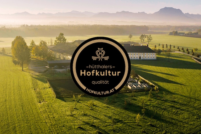 Die Kooperation von XXXLutz mit dem Tierwohl-Projekt hütthalers Hofkultur sorgt beim Genießen ...