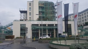 Am Kepler Uniklinikum wurde aufgrund einer kontaminierten Probe einer 30-Jährigen die ...