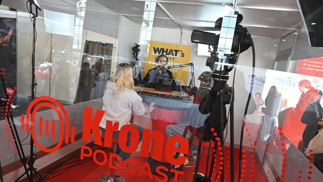 Die „Krone“ ist mit ihrem Podcast-Studio auf der Lehrlingsmesse vertreten.