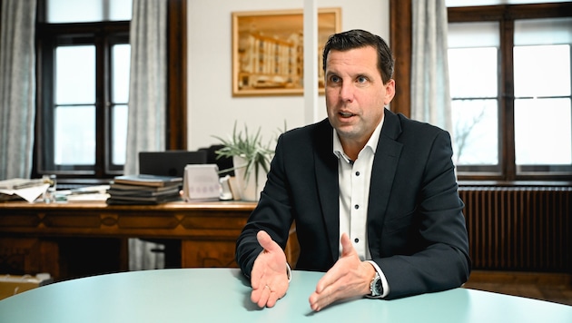 Der Gmundner Bürgermeister Stefan Krapf wurde von einem Gemeinderat gleich zweimal angezeigt.