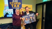 Airline-Chef Michael O‘Leary und Österreich-Manager Andreas Gruber fordern ein Ende der ...