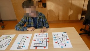 In der Sonderschule erhalten Kinder besondere Förderung.