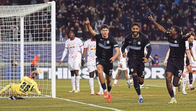 Arjan Malic (li.) sorgte mit seinem Goldtor vor einem Jahr gegen Leipzig für ein Happy End.