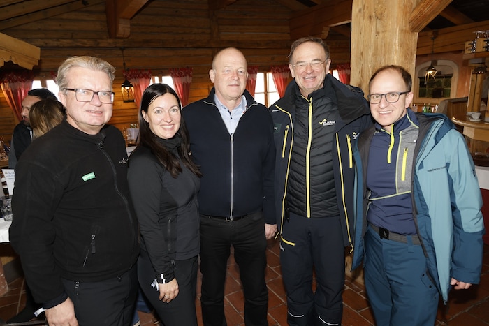 Ex-Landeshauptmann Christopher Drexler mit Gattin Iris, Schladming-Bürgermeister Hermann ...