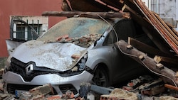 Der Wintersturm „Kristin“ hat mindestens vier Menschenleben in Portugal gefordert.