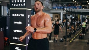 Fitnesstrainer und Athlet Florian Winter absolvierte sein erstes Hyrox-Rennen 2024 in Posen ...