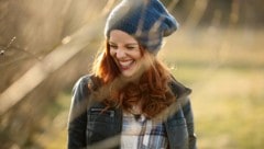 Wenn wir drauf losprusten, fährt das Stresssystem runter. Cortisol und Adrenalin sinken, das ...