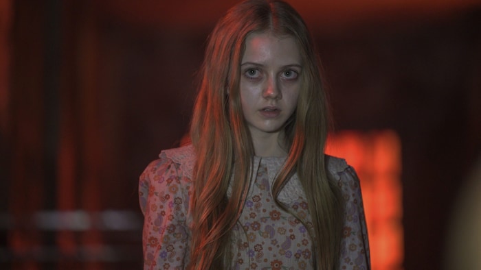 Schauspielerin Evie Templeton spielt ein verstörtes Mädchen in „Return To Silent Hill“.