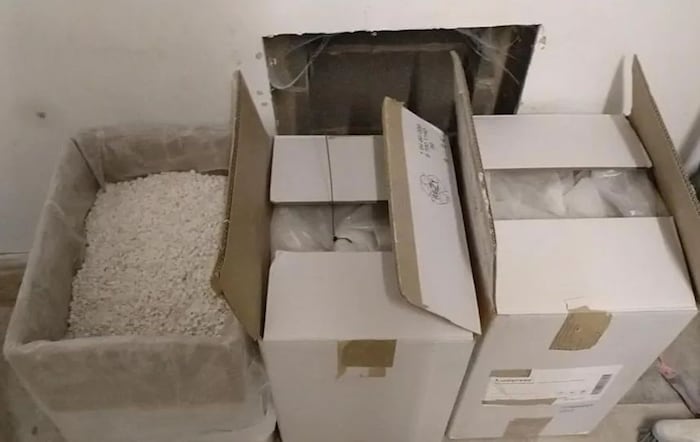 In einem gemieteten Schiffscontainer sollten die hergestellten Tabletten verschifft werden.