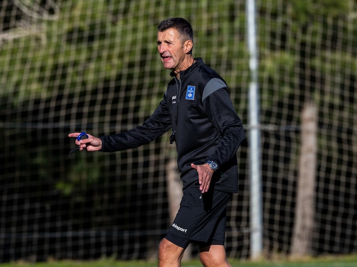 Michael Köllner feiert sein Blau-Weiß-Debüt