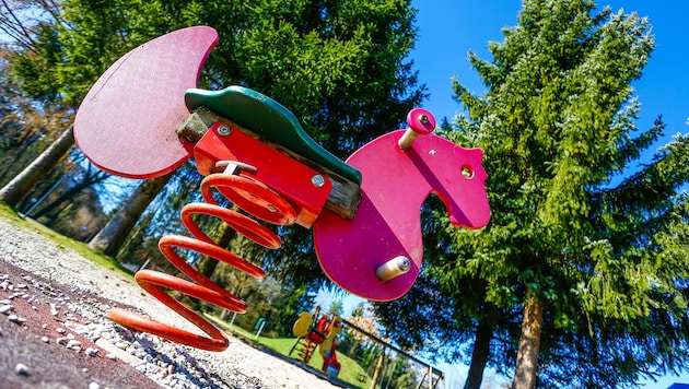 Eco-alert: Another asbestos discovery at a playground in Burgenland ...