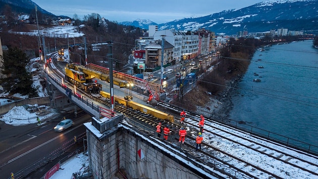 Nach 23 Tagen wird die Sperre der Weststrecke in Innsbruck planmäßig beendet.