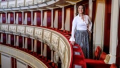 Die Wiener Staatsoper ist ihr Terrain – zumindest beim berühmtesten Ball des Landes: ...