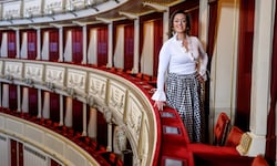 Die Wiener Staatsoper ist ihr Terrain – zumindest beim berühmtesten Ball des Landes: ...