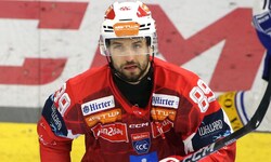 Raphael Herburger braust mit KAC durch die ICE-Liga.