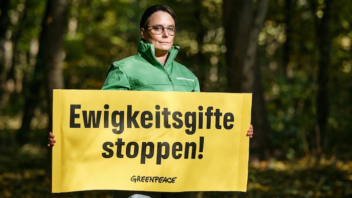 PFAS sind Chemikalien, die wegen ihrer wasser-, fett- und schmutzabweisenden Eigenschaften in ...