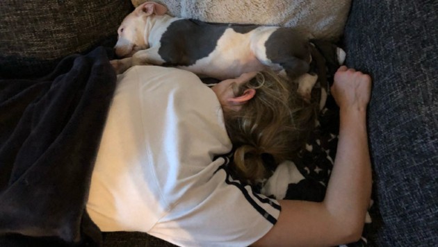 Seit ihrer zehnten Lebenswoche war „Nala“ bei der Frau.