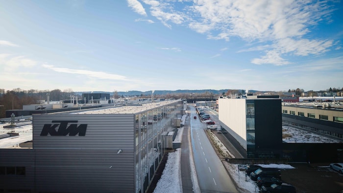 Der Umsatz der KTM-Mutter sank auf eine Milliarde Euro.
