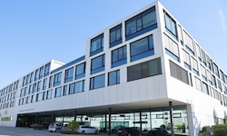 Im Landesgericht Korneuburg (NÖ) hatte die Familienfehde ihren Höhepunkt erreicht.